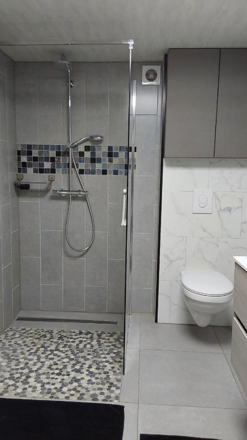La Clef Des Champs Apartman Houffalize Kültér fotó