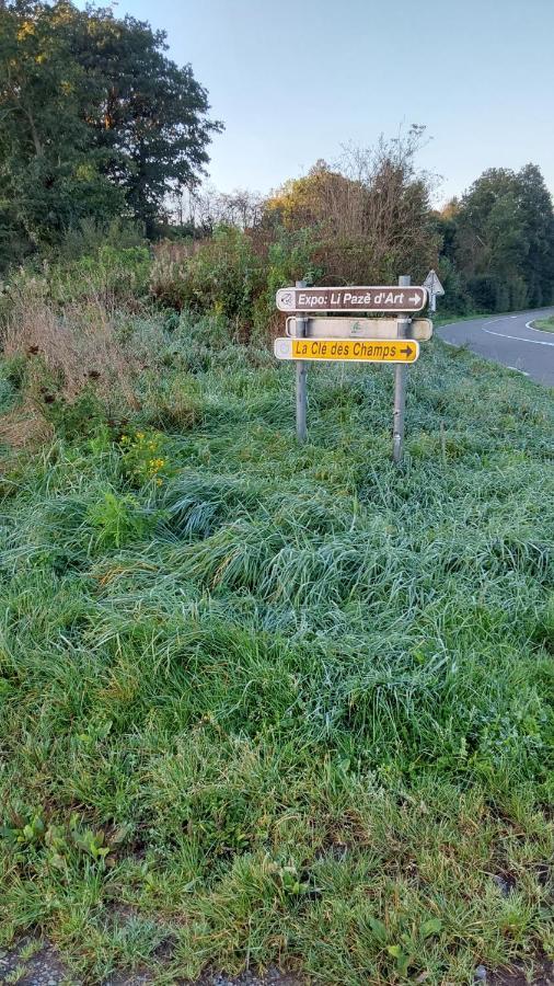 La Clef Des Champs Apartman Houffalize Kültér fotó